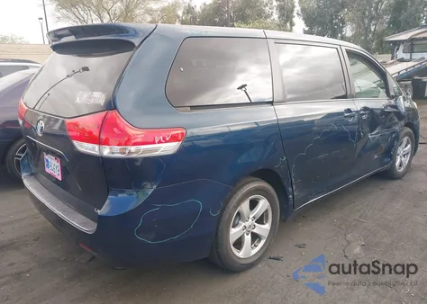 2011 Toyota Sienna Le from USA, damaged, VIN 5TDKA3DC8BS006818